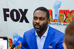 Hall of Famer Michael Vick hosts extravagant party to celebrate 45th birthday in style, shares glimpses of grand bash on IG
