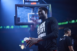 “Kid has talent but…”: Suns announcer raises concerns on Deandre Ayton after watching him closely for 5 years