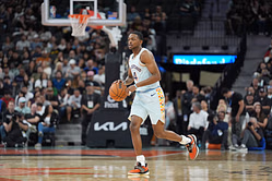 De'Aaron Fox makes major announcement signaling long term intent with Spurs