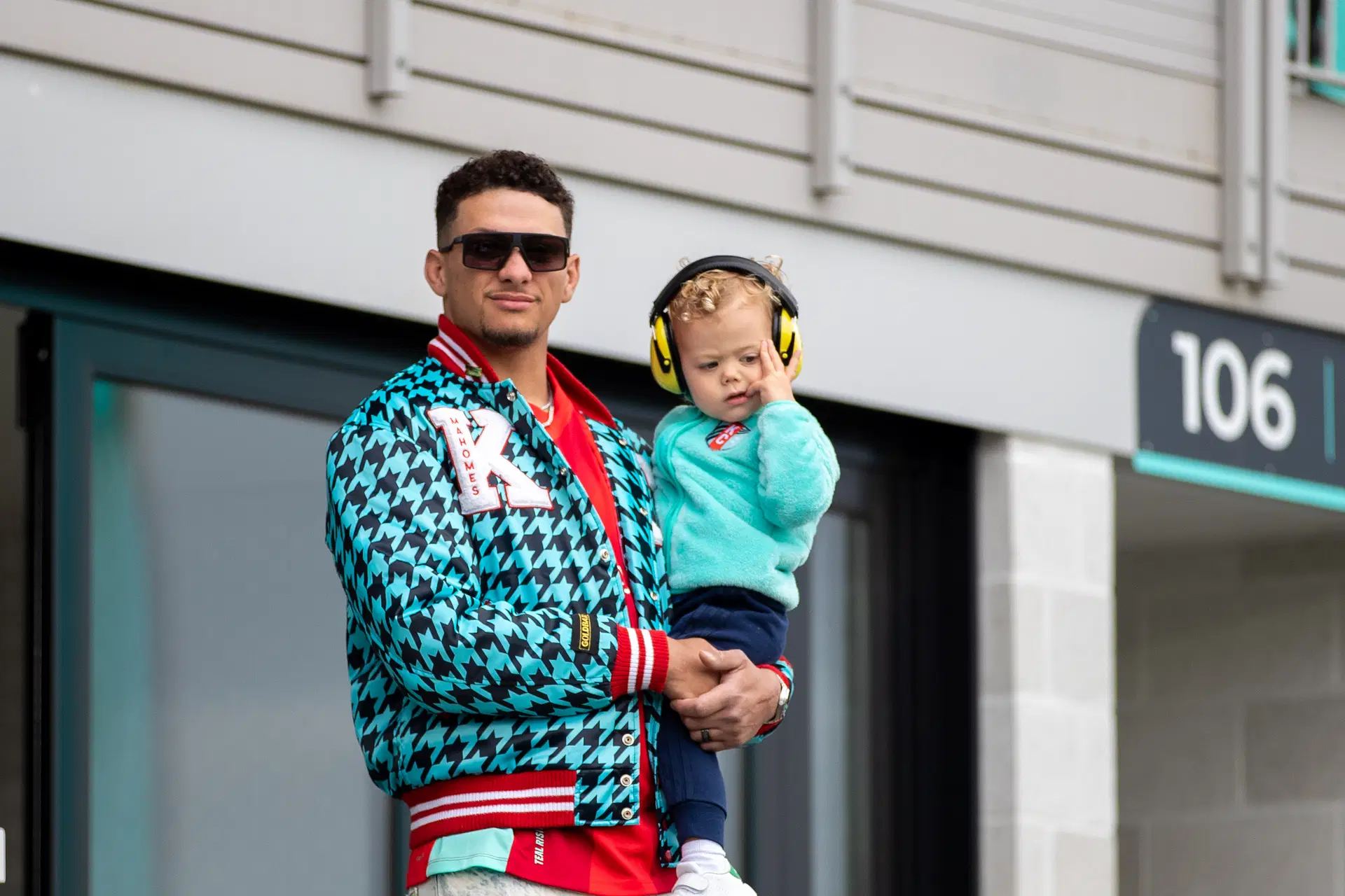 &quot;The league better watch out&quot; - NFL fans react to Patrick Mahomes