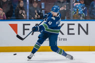 Elias Petterson's contract could be anchor for Vancouver - Source: Imagn