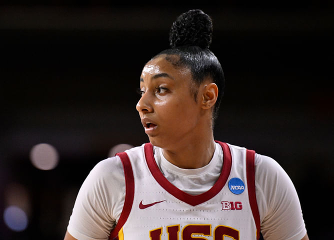 "She was more like a mascot": USC's JuJu Watkins reflects on 'Big Oh's' role in Team JuJu as they went against Team Flau'jae last weekend
