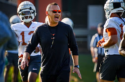 "Final nail in the coffin of Dave Doeren" - CFB fans react as Philip Rivers' son Gunner visits Steve Sarkisian's Texas Longhorns