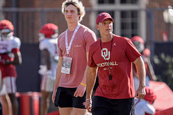 Oklahoma Sooners receive unlikely support from analyst despite abysmal season under Brent Venables last year