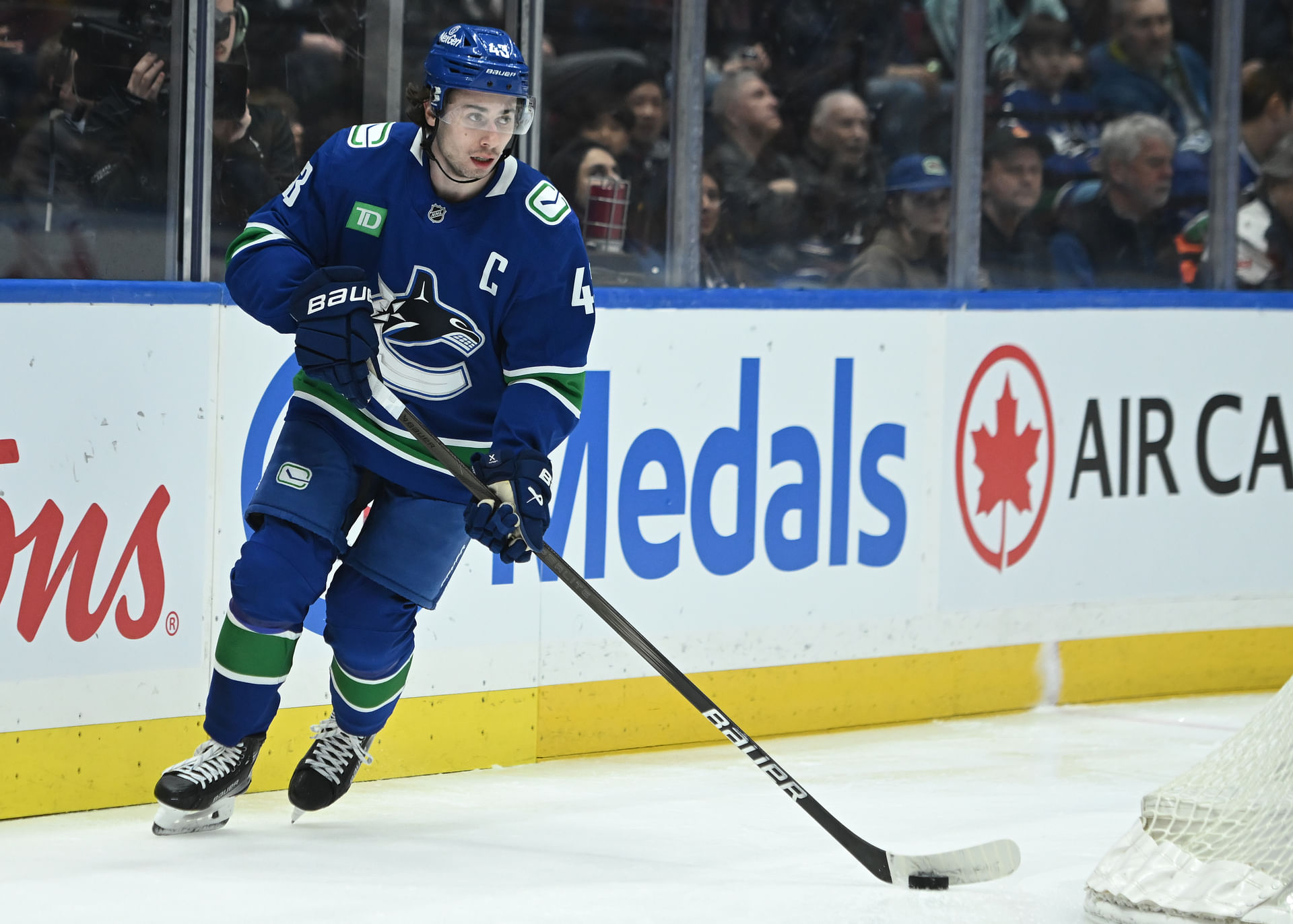 NHL: Seattle Kraken at Vancouver Canucks - Source: Imagn