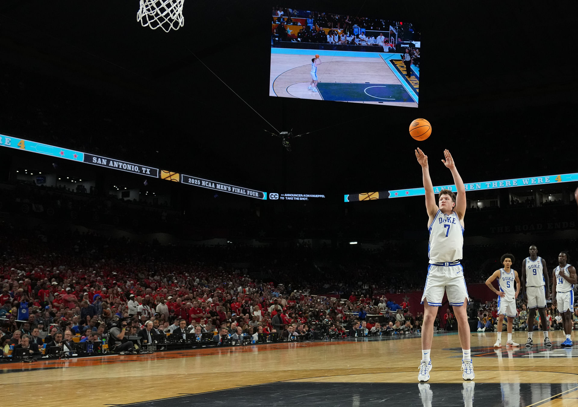 NCAA Basketball: Final Four National Semifinal-Houston at Duke - Source: Imagn