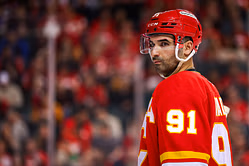 NHL insider urges Maple Leafs to target $49,000,000 Flames star as team looks to address depth at centre