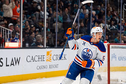 3 Edmonton Oilers players who might not return next season after crushing 2025 Stanley Cup finals defeat ft. Jeff Skinner