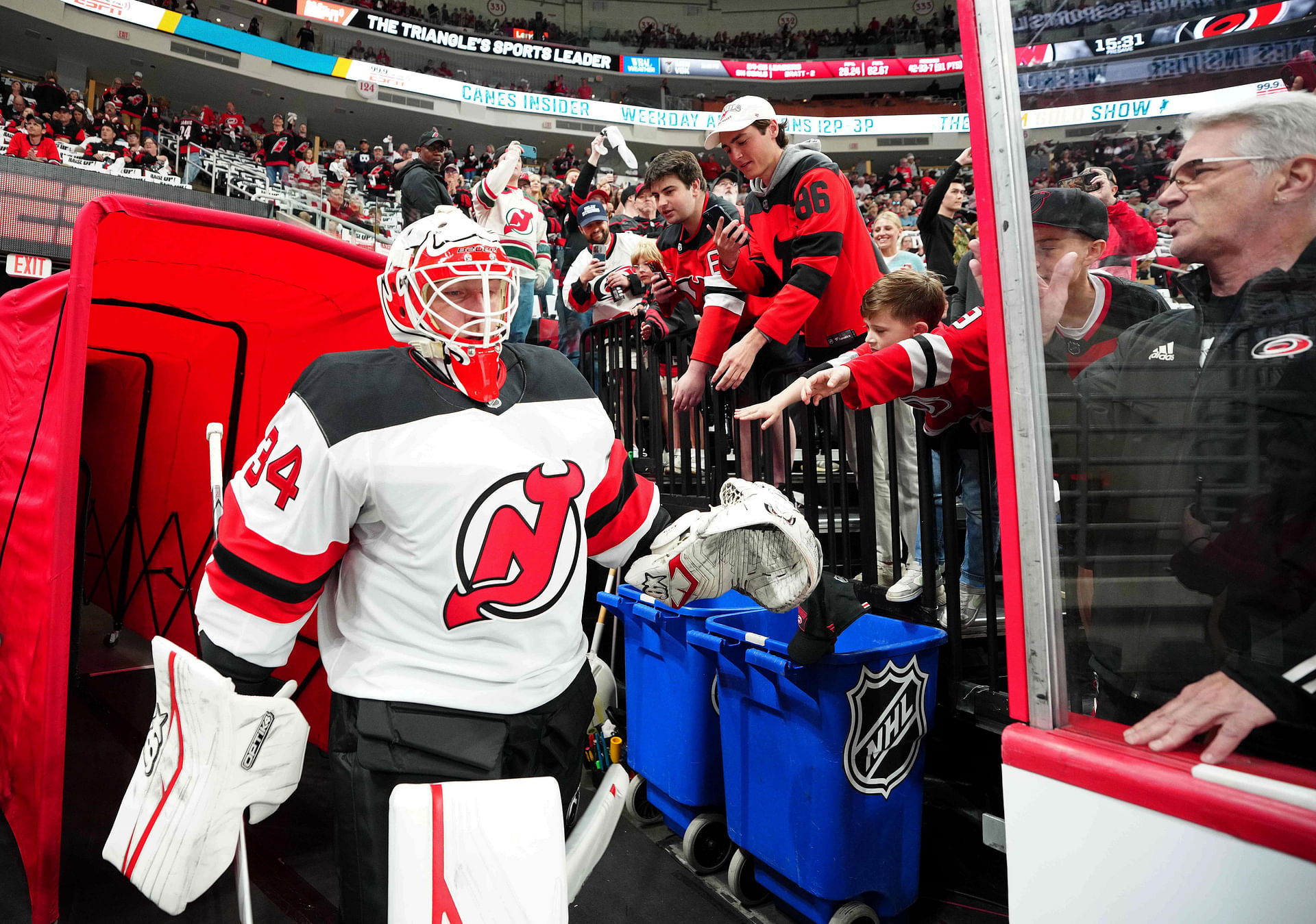 NHL: Stanley Cup Playoffs-New Jersey Devils at Carolina Hurricanes - Source: Imagn