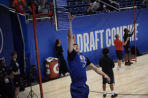 "Duke players don’t win NBA championships": Fans react as Cooper Flagg, Kon Kneuppel, Khaman Maluach share candid pre-draft snaps