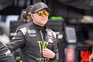 “Sometimes life just doesn’t work out for you”: Ty Gibbs misses out on breakthrough win while Shane van Gisbergen cruises to victory
