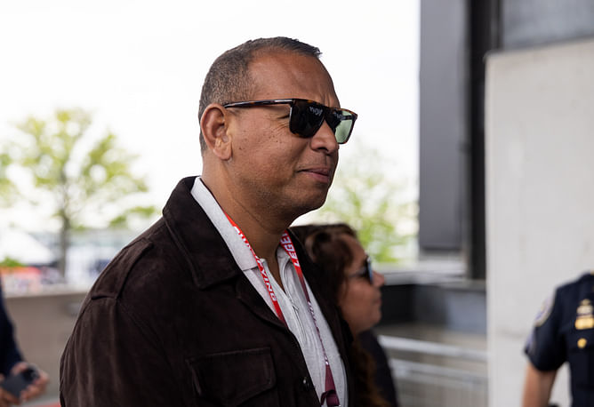 "Broke my heart he couldn't get in while he was alive" - Alex Rodriguez emotionally speaks on Pete Rose's potential posthumous Hall of Fame induction