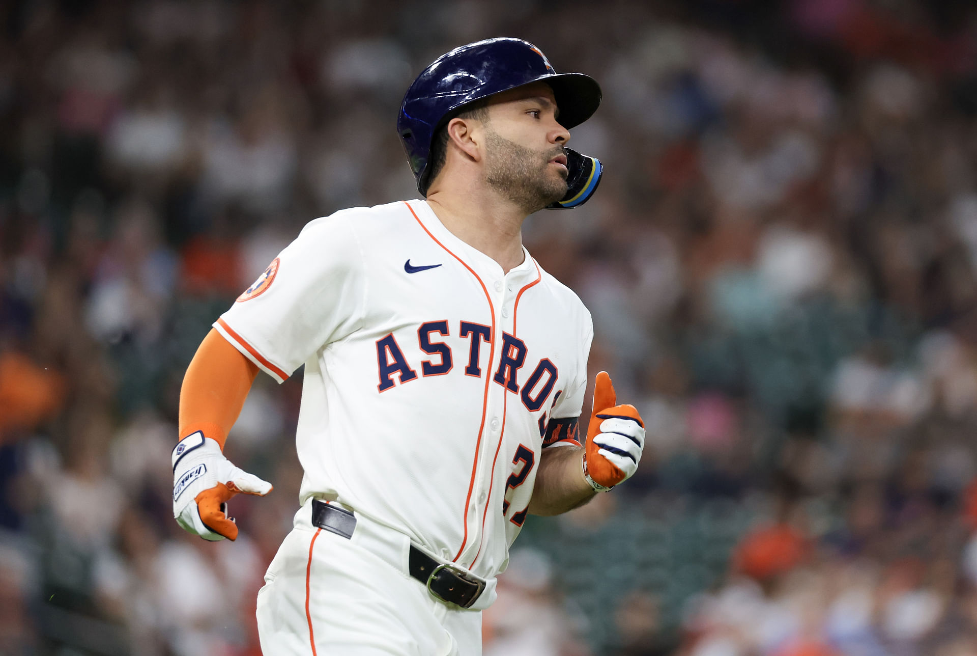 Jose Altuve is leading the Astros - Source: Imagn