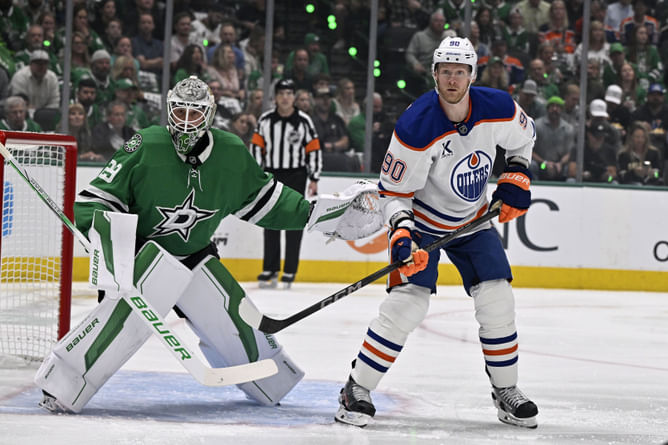 Oilers' Evander Kane makes feelings known about 40-year-old veteran turning back the clock with outstanding playoff figures