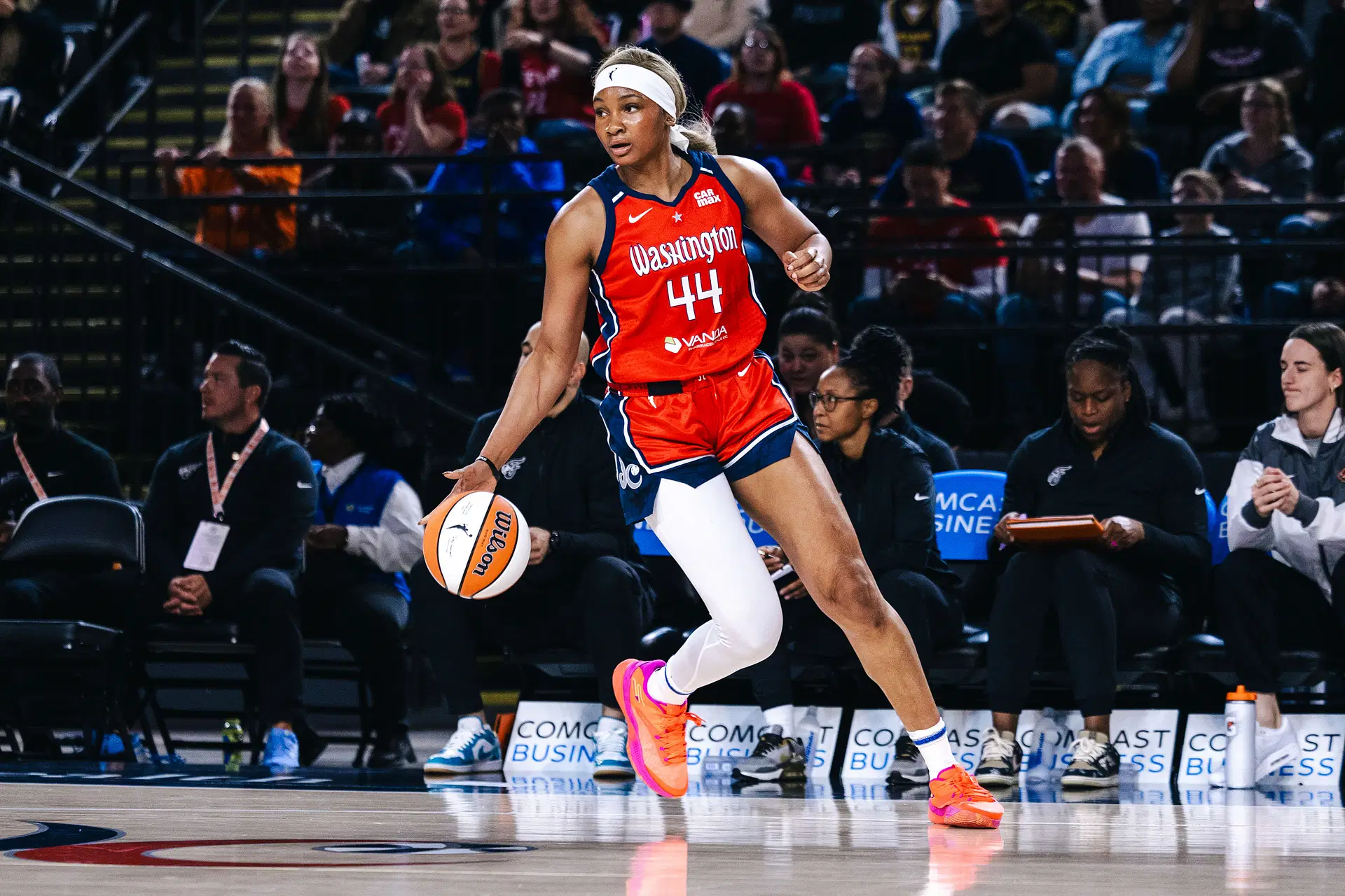 Kiki Iriafen earns the Rookie of the Month honors over her teammate Sonia Citron (Image Source: IMAGN)