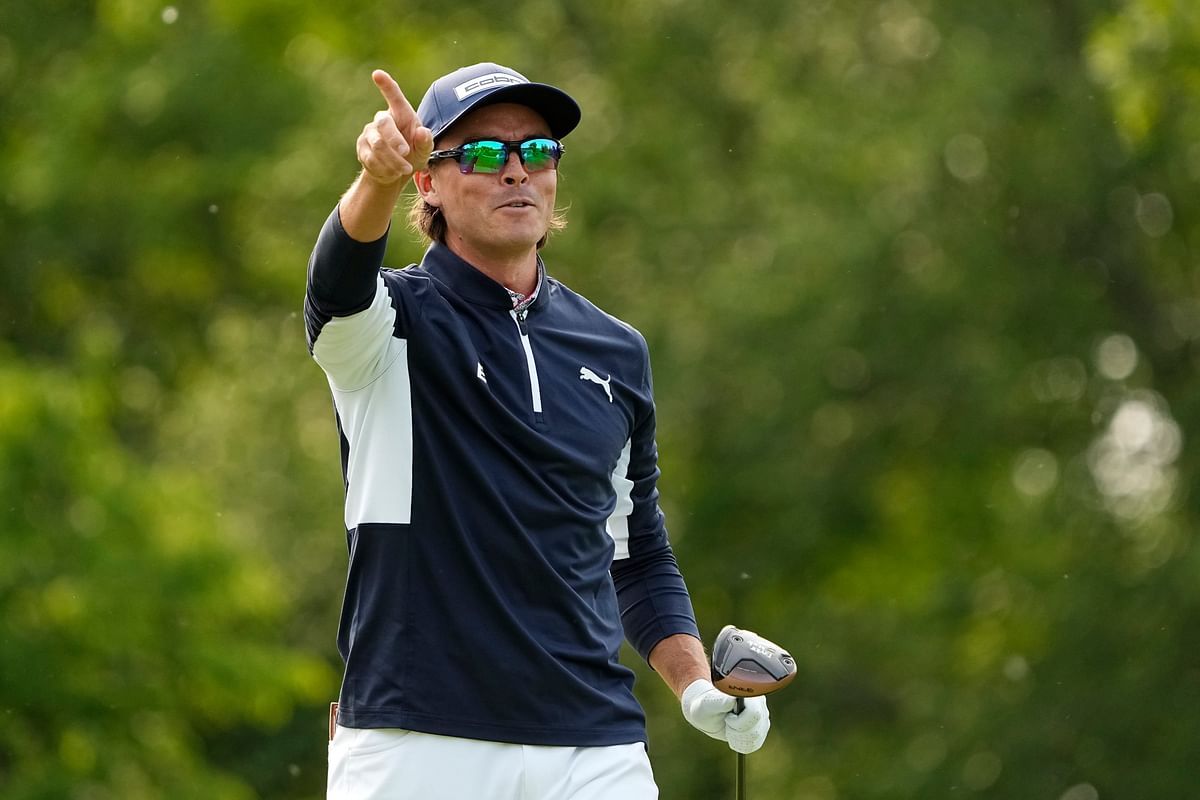 How did Rickie Fowler perform in Round 3 of the 2025 Memorial Tournament?