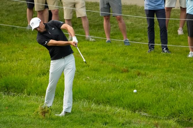 "The Jordan Spieth Experience" - Fans react to the 31-YO nearly taking out a fan at the 2025 Memorial Tournament