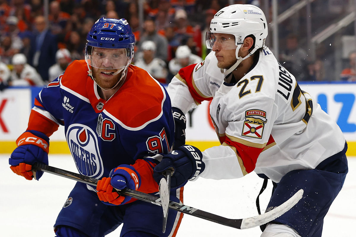 NHL analyst lauds Connor McDavid for Crosby-esque qualities in identifying the best player
