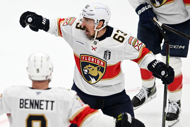 NHL insider ditches 'intriguing' Brad Marchand for $17,700,000 Panthers star as Maple Leafs' next target