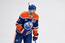 Former Stanley Cup champion goes gaga over filthy Connor McDavid assist to Leon Draisaitl
