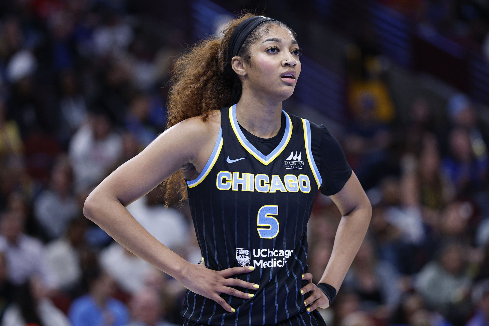 "Hitting a wide open layup like she’s MJ" - Dave Portnoy calls out broadcast for overhyping Angel Reese’s easy bucket against Fever
