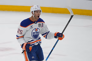 HOFer Paul Coffey passionately defends Oilers' $74,000,000 D-man from repeatedly criticisms over lackluster performance
