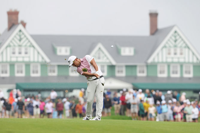 How did Xander Schauffele perform in R4 of the 2025 US Open?
