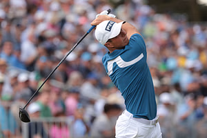 WATCH: Viktor Hovland hits insanely precise shot from the rough at the US Open 2025