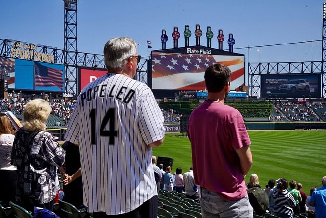 Watch: White Sox loyalist Pope Leo joins fans in MLB team's chants
