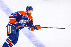 Connor McDavid makes his feelings known on pressure to win Stanley Cup ahead of do-or-die Game 6 against Panthers