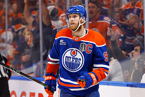 NHL legend Jaromír Jagr makes bold Connor McDavid admission involving Michael Jordan, Gretzky and Lemieux: "I see God in him"