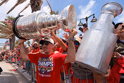 Brad Marchand takes cheeky dig at now-teammate Sam Bennett during Panthers' Stanley Cup victory parade