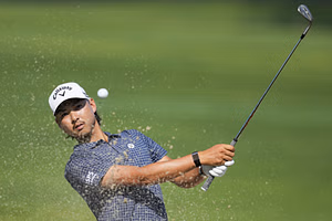 Min Woo Lee ties course record with 10 birdies during Round 1 of the 2025 Rocket Classic