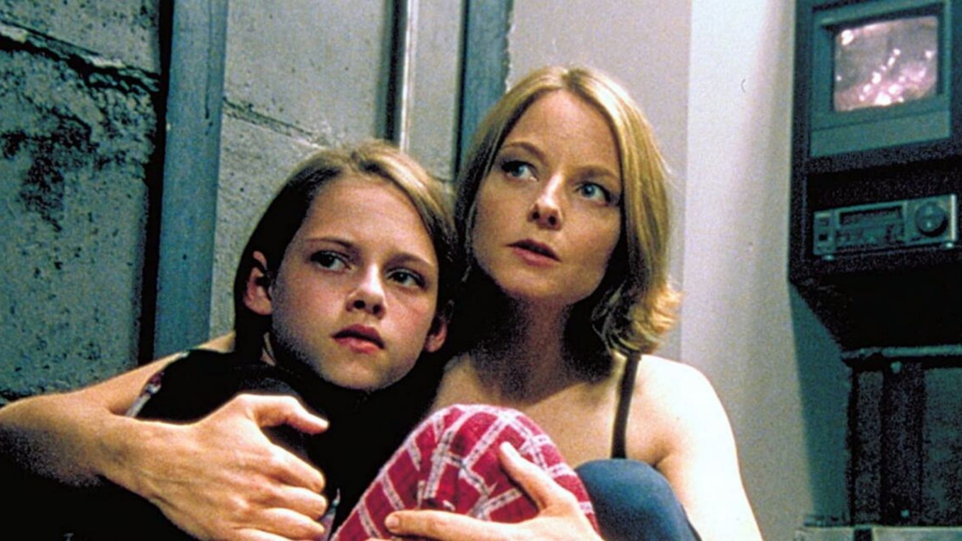 Like Echo Valley, Panic Room also explores a mother's instinct to protect her child (Image via Sony)
