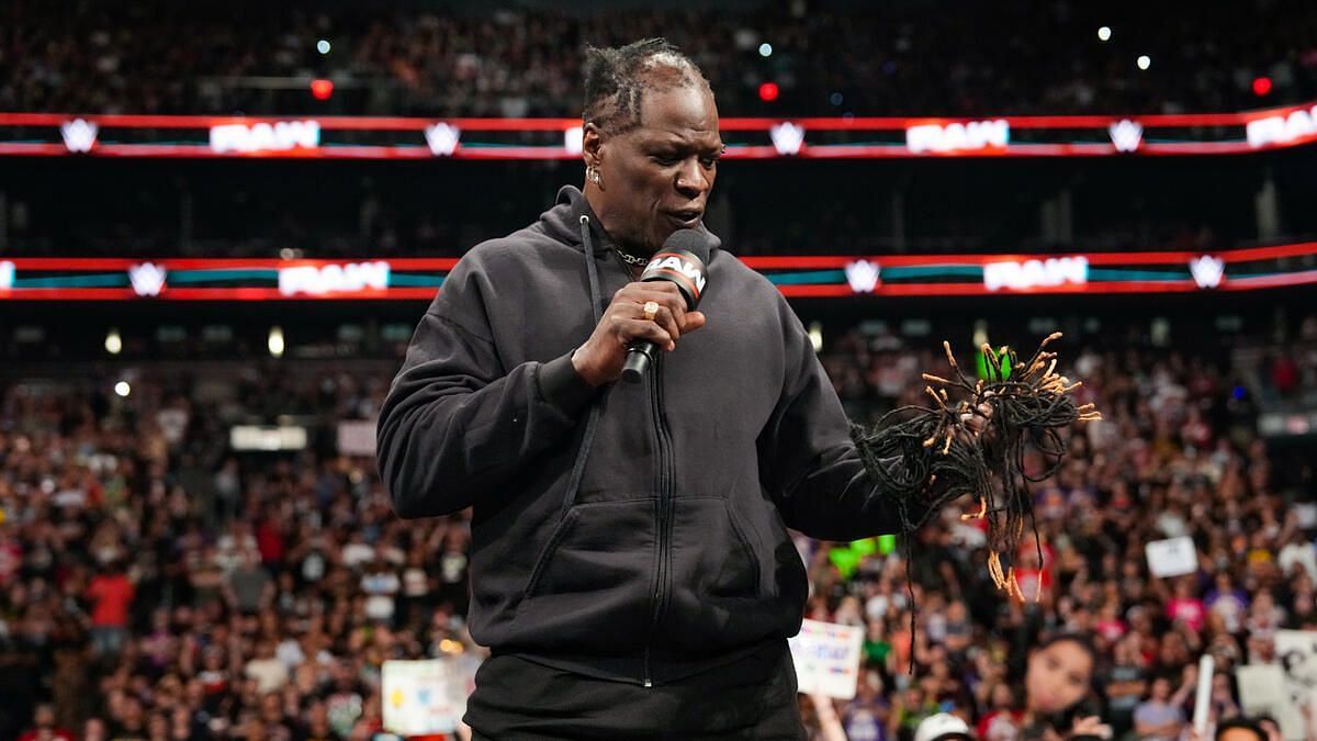 R-Truth has taken up a new gimmick on RAW [Image: WWE.com]