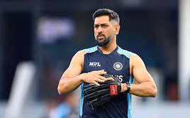 JSCA president congratulates MS Dhoni after his induction into ICC Hall of Fame [In Picture]