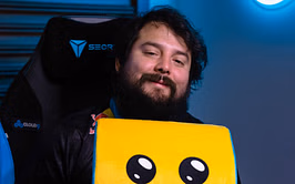 "I was a drunk dumba**": Mang0 claims he will "privately apologize" to streamers following the recent controversy