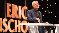 Eric Bischoff, 70, looks ABSOLUTELY JACKED in new video