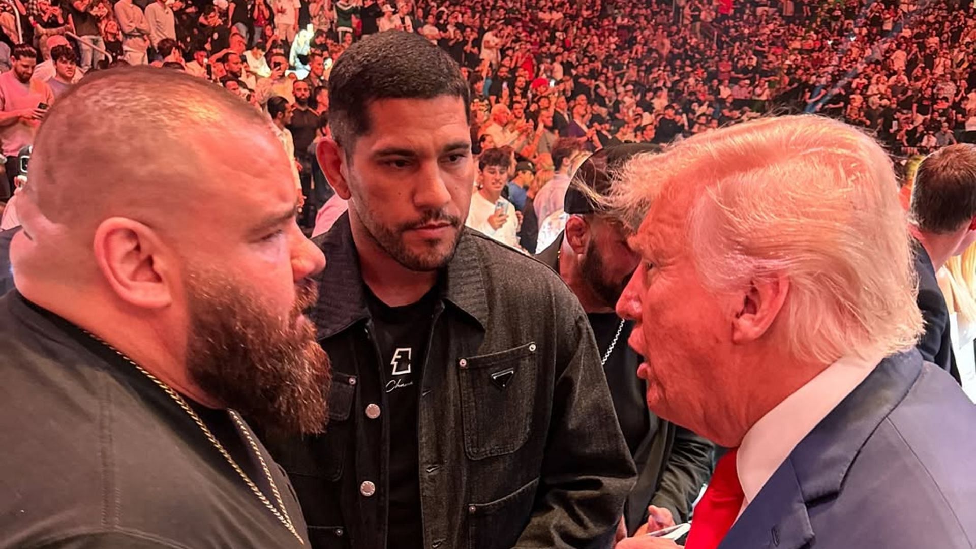 Plinio Cruz (left) and Alex Pereira (middle) meet Donald Trump (right) at the Prudential Center. [Images courtesy: @pliniocruzmma on Instagram]