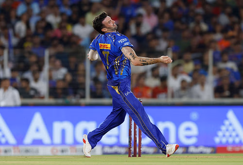 Reece Topley registered figures of 0/40 in three overs in the only game he played in IPL 2025. [P/C: Getty]