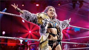 Giulia shockingly helps current champion moments after backstage confrontation