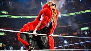Becky Lynch is on the receiving end of a two-word message from top WWE Superstar ahead of RAW