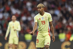Arsenal target tells Lamine Yamal he wants to join Barcelona - Reports