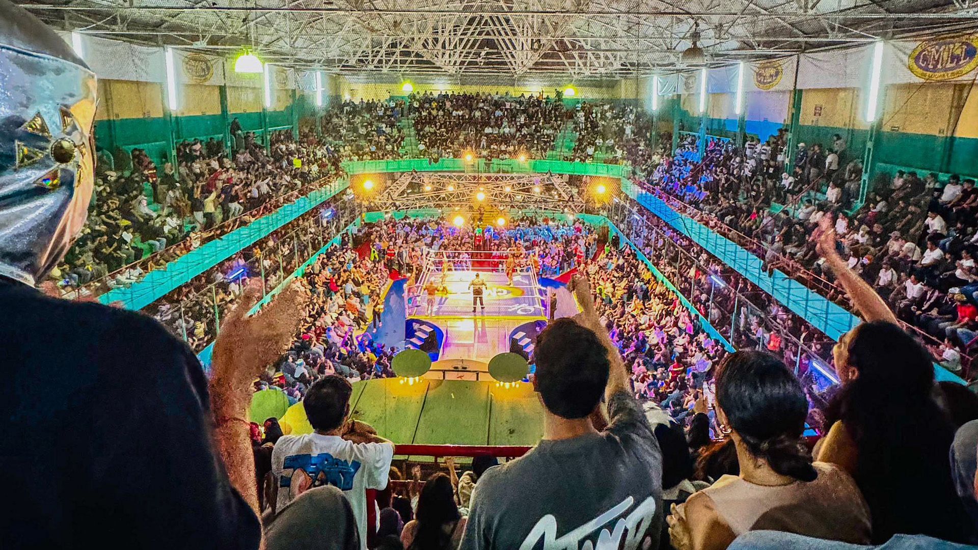 Lucha fans pack Arena Puebla [Image credit: CMLL