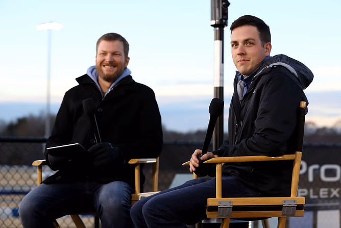 "People will talk if we struggle": When Alex Bowman stepped into Dale Earnhardt Jr.'s shoes without the fame or guarantees
