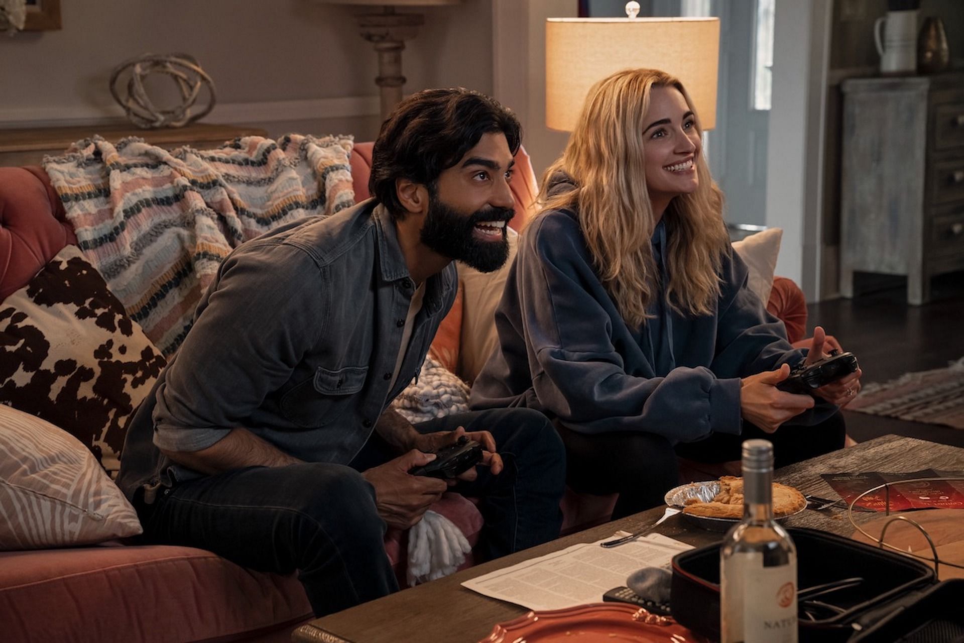 A snippet of Joe and Georgia playing a video game from Netflix