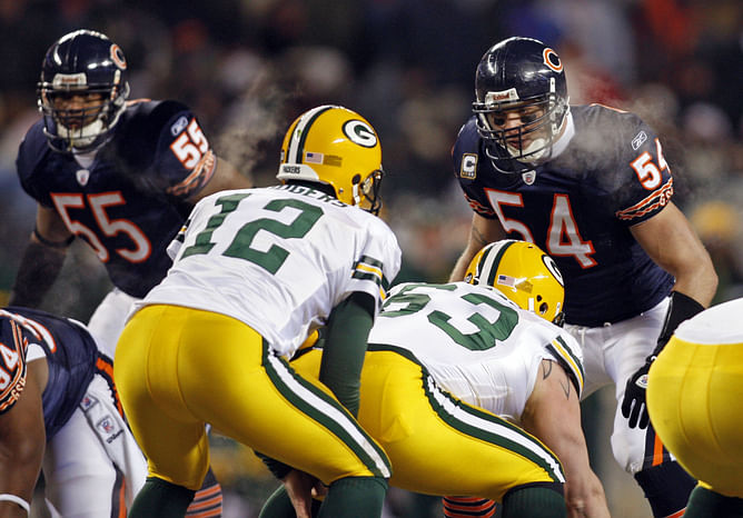 “Aaron Rodgers is a bada**” - Brian Urlacher gets real about facing 4X NFL MVP during fierce Bears vs. Packers clashes in 2000s