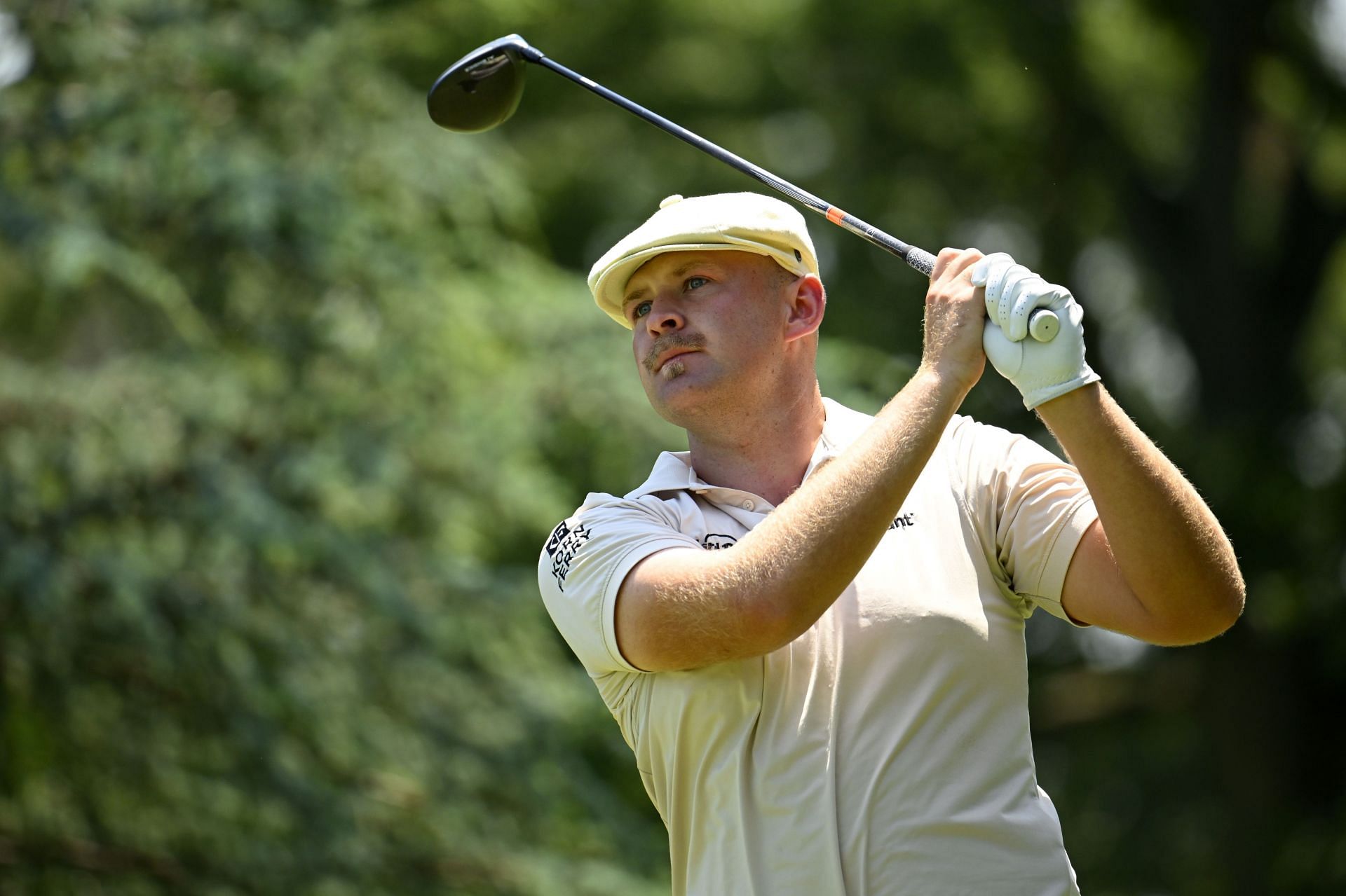 Amid consecutive withdrawals, Harry Hall guts out Top-10 finish at Travelers Championship despite detoriating physical conditions