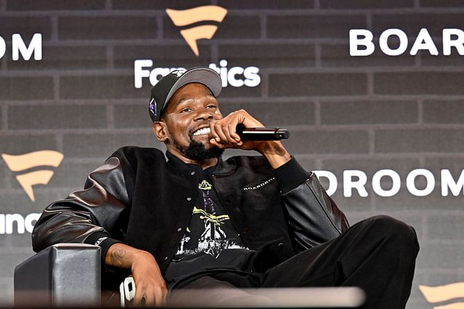 "Welcome to Clutch City" - Rockets legend Vernon Maxwell shouts-out Kevin Durant's Houston arrival with city tour invite