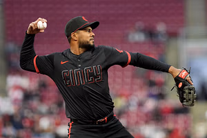 Jeimer Candelario landing spots: 3 potential destinations for third baseman after being DFA'd by Reds